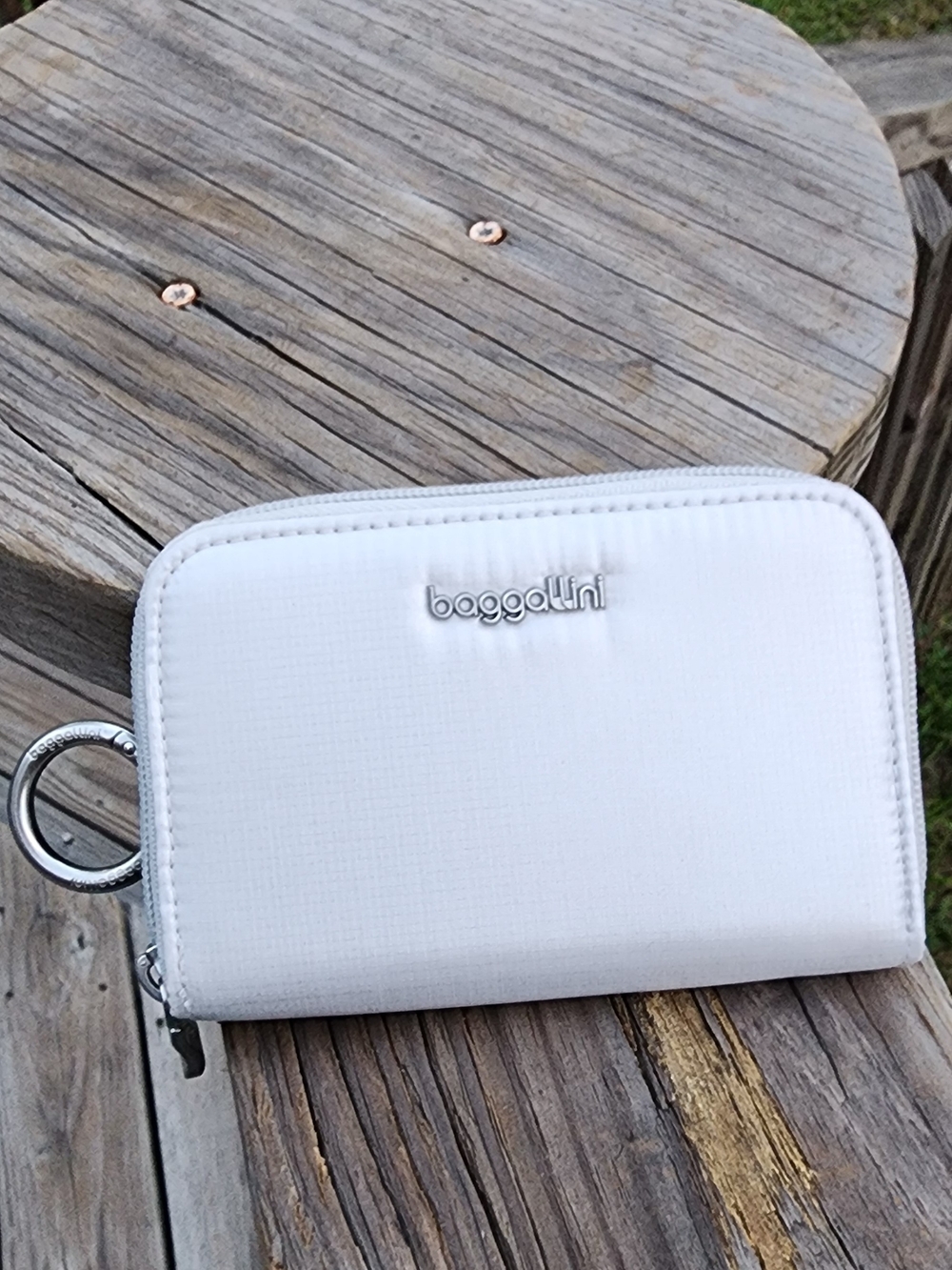 Baggallini White Compact Zip-Around Wallet with Key Ring